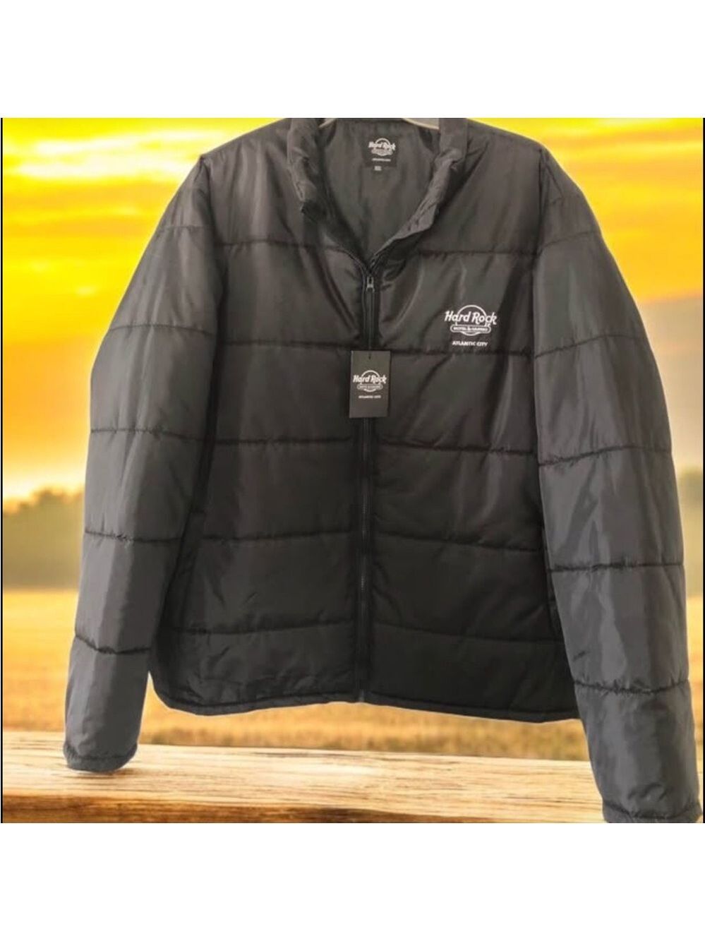 Hard Rock Atlantic City NJ Men's Black Puffer Jacket NWT Size XXL Lightweight